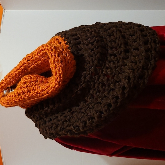 Shrug - Picture 3 of 6